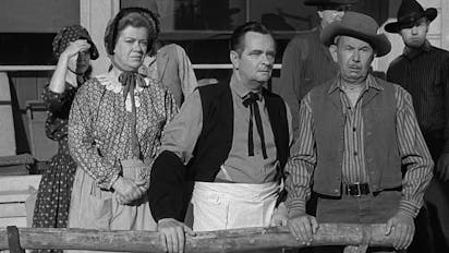 S4 E10 - Home Town