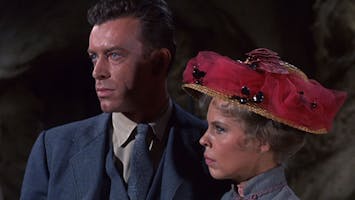 S1 E127 - Strangers At Sundown