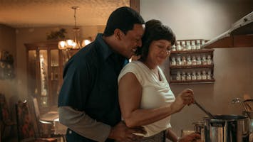 S3 E6 - Casualties of War